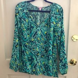 NWOT lilly Pulitzer Willa Top. XL